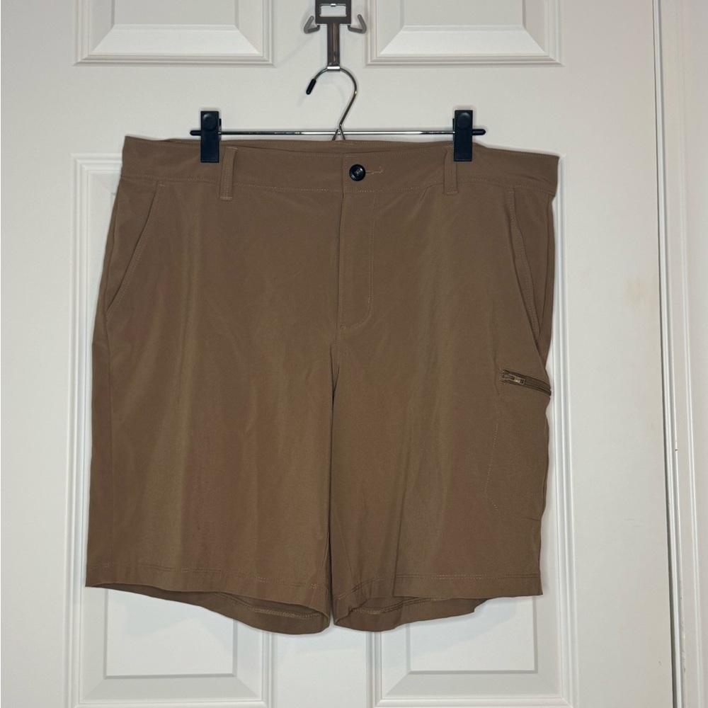 Columbia Men's Golf Shorts